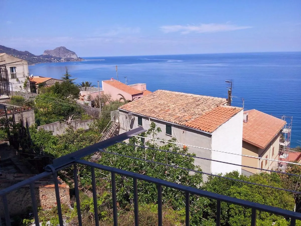 Dea Del Borgo Villa Sant'Ambrogio 0*,